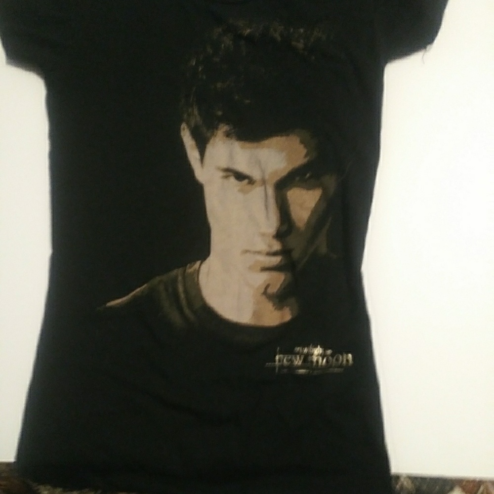 Twilight t- shirt